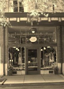 The best Knoxville boutique, and the country's best consignment store, right here in Knoxville.